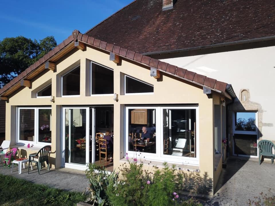 La Ferme De Montard Panzió Montmorot Kültér fotó